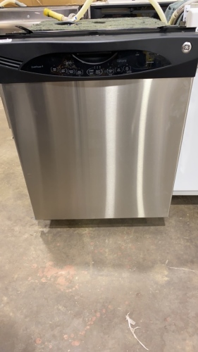 GE QuietPower 3 Dishwasher