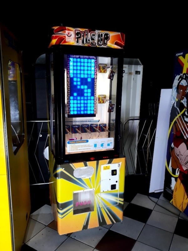 Smart Industries Pile Up Prize Machine