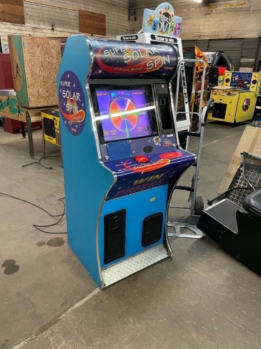 Super Solar Spin Arcade Game