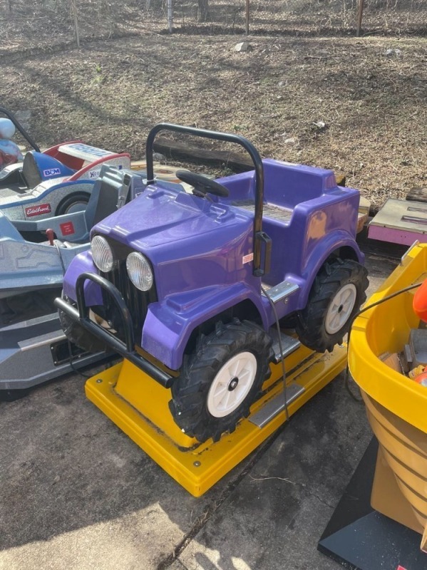 Jeep Kiddie Ride