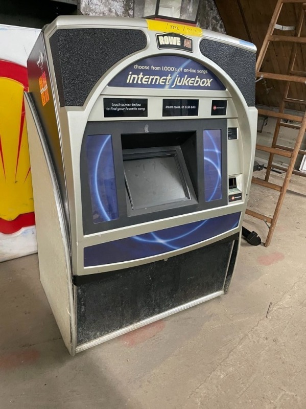 Rowe amI Internet Jukebox