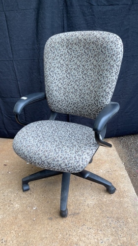 (3) Geometric Patterned Office Chairs