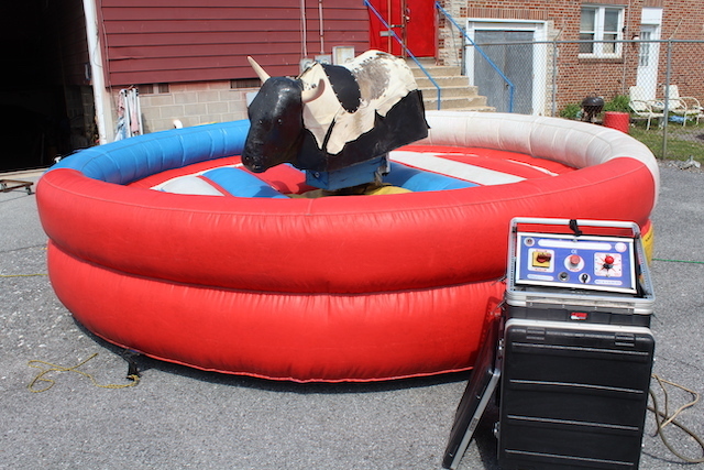 Mechanical Bull, Surfboard