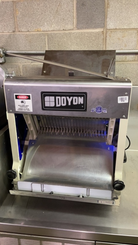 Doyon Bread Slicer