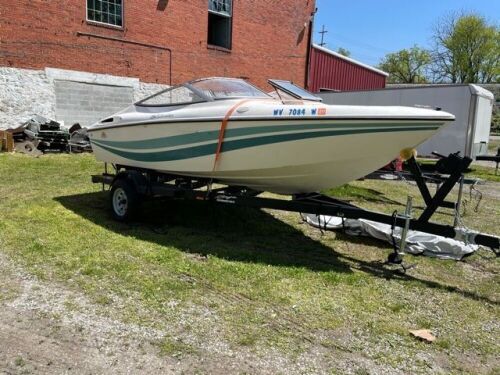 1993 18ft. Baja Ski Boat with Trailer