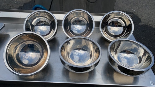 6 Decorative Stainless Steel Bowls