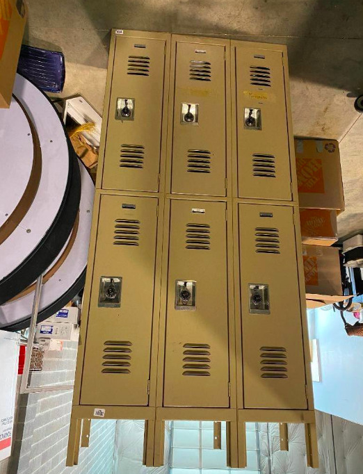 Edsal Locker Unit