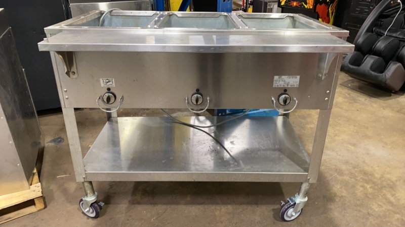 Duke Aerohot Electric 3-Well Steamtable