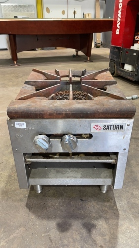 2 Saturn Gas Burners