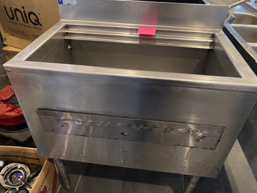 Bar Ice Bin