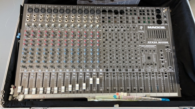 Mackie 20 CH Mixer and Gator Case