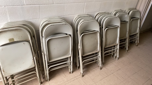 35 Folding Chairs