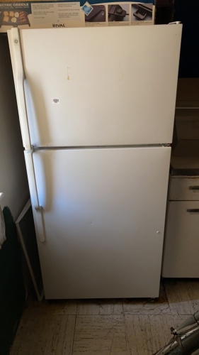 GE Refrigerator