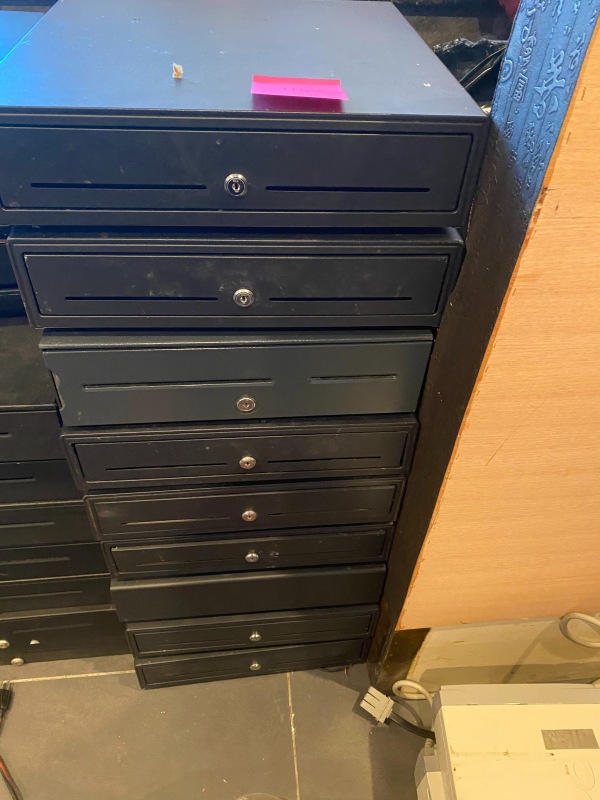 7 cash drawers