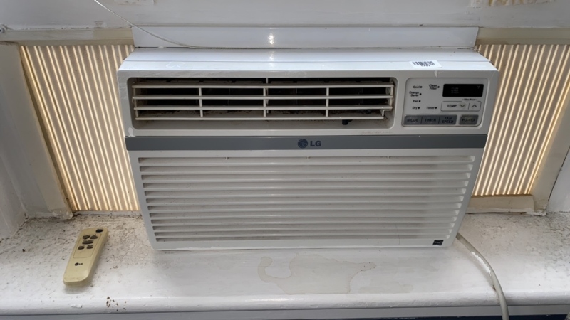 LG Window A/C Unit