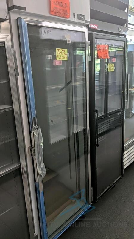 NEW Refrigerated Merchandiser