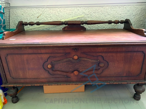 Cedar Wood Chest