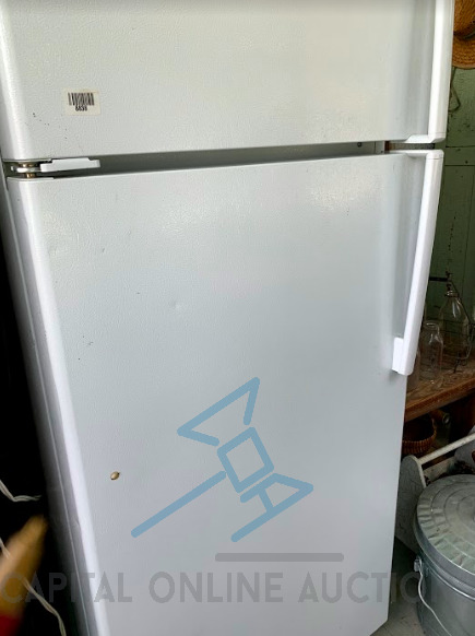 GE Refrigerator