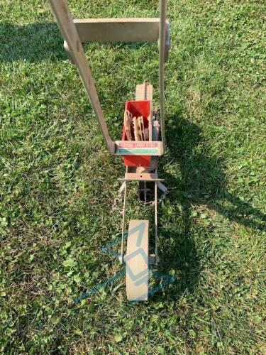 Precision Garden Seed Feeder