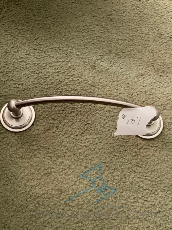 Ginger London Terrace 9" Towel Bar - Satin