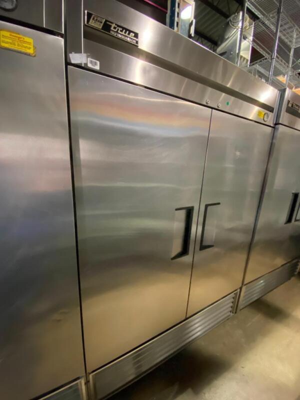 Commercial Refrigerator