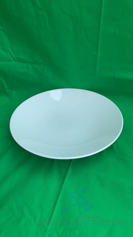 50 Large Round Dishes