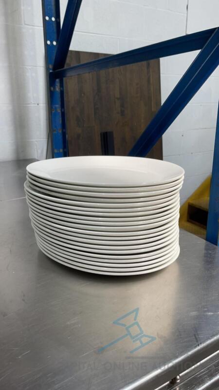 (20) Oval Shaped China Dinner Plates