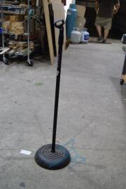 Telescoping Mic Stand