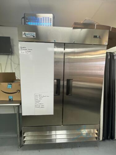 Avantco Double Door Freezer