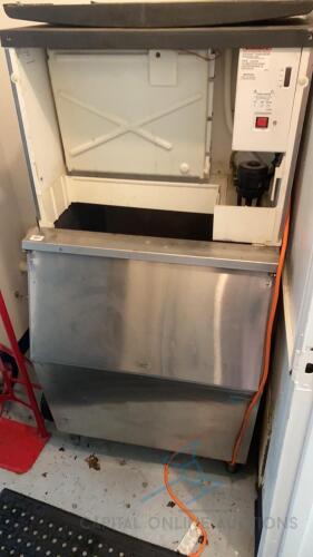 Manitowoc Ice Machine and Bin