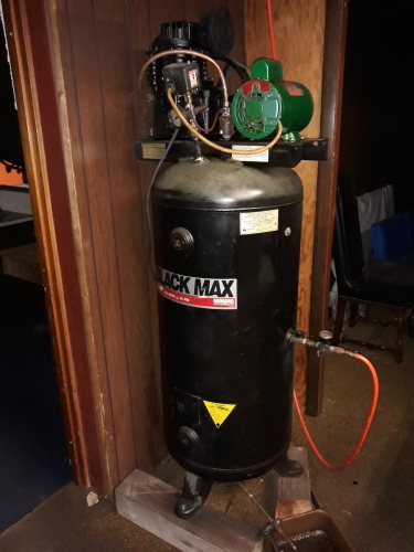 Upright Air Compressor