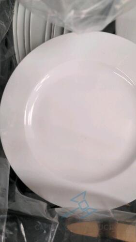 (125) 6" & 7" White Plates