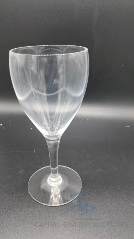 (115) Wine Glasses