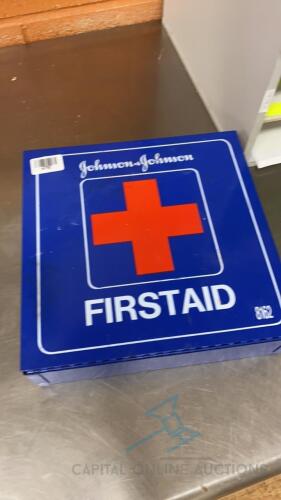 Johnson & Johnson First Aid Box